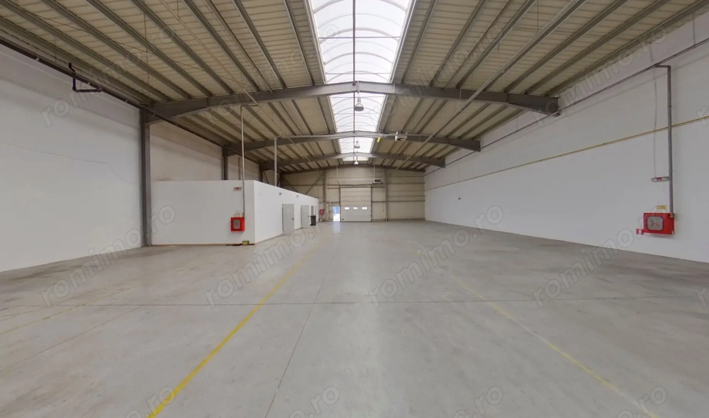 Hala industriala de inchiriat Arad - 856 mp, acces TIR, ideala pentru productie alimentara si logistica HoReCa