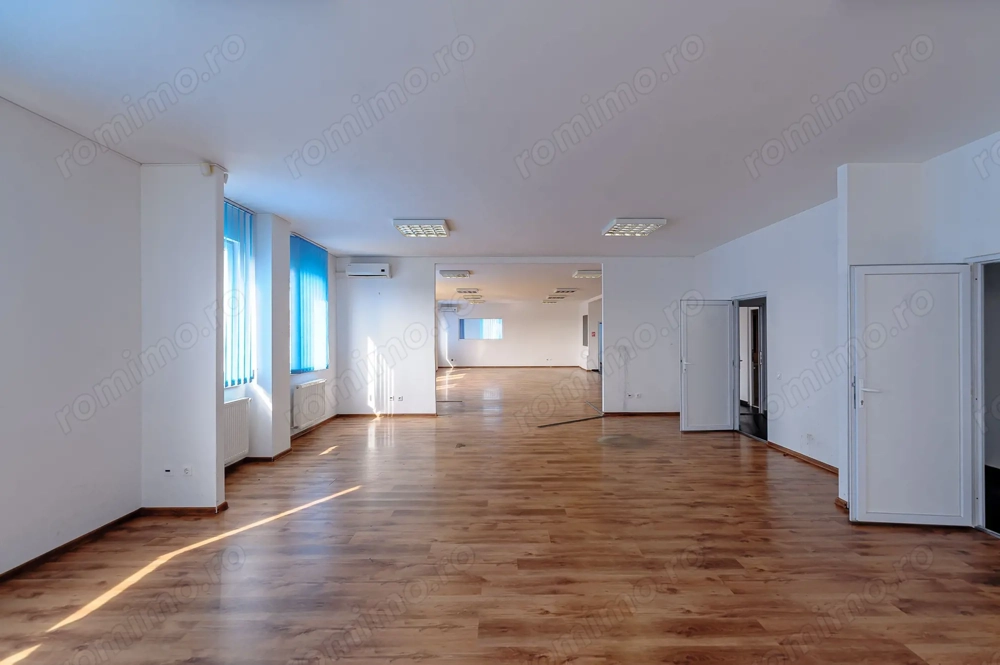 Spatiu comercial de vanzare Arad - 333 mp in Parcul Industrial UTA2, ideal pentru HoReCa, birouri sau productie - Imagine 3