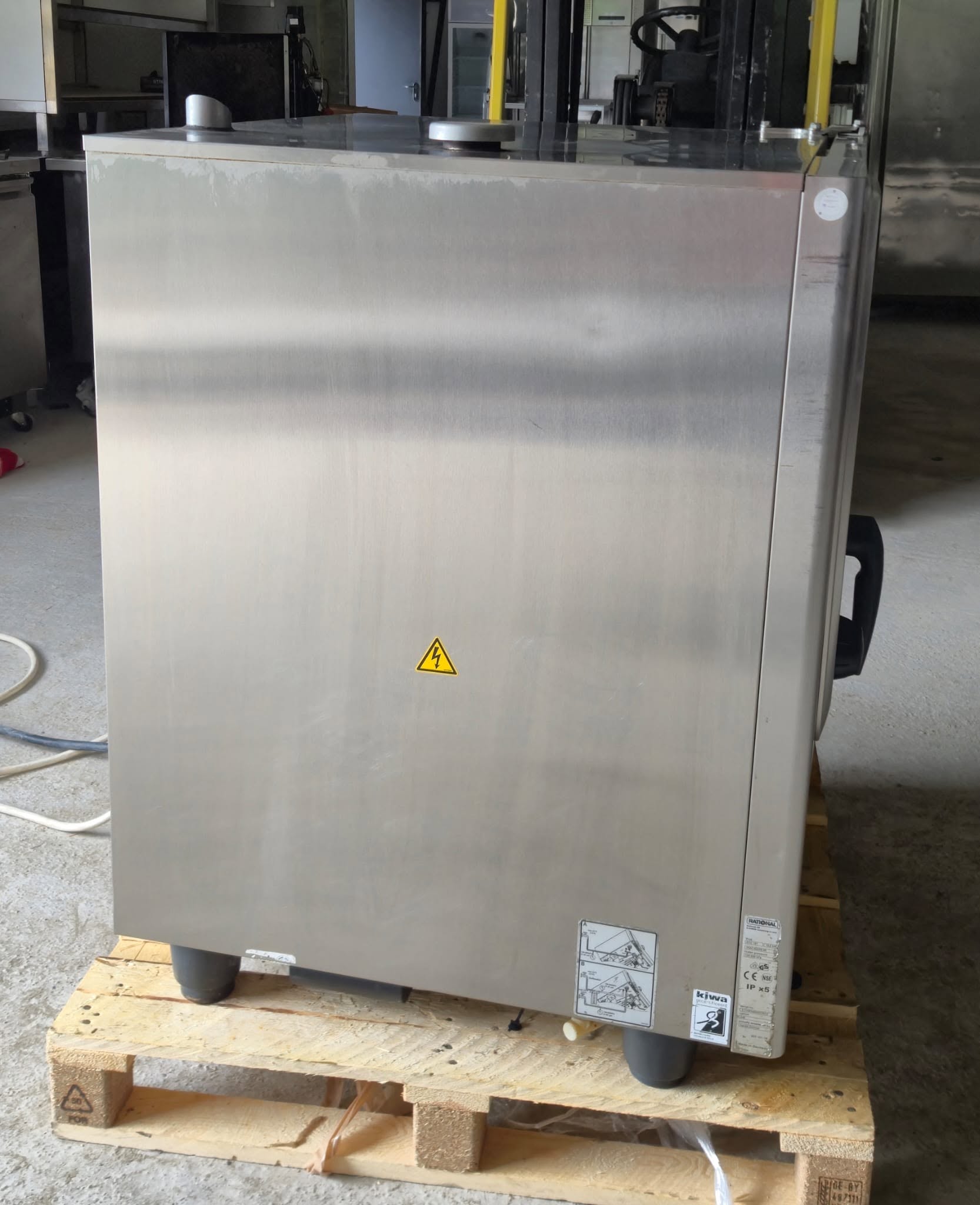 Cuptor Convectomat Rational SCC 101 Profesional - 10 GN 1/1, 400V, Ideal pentru Restaurante si Catering
