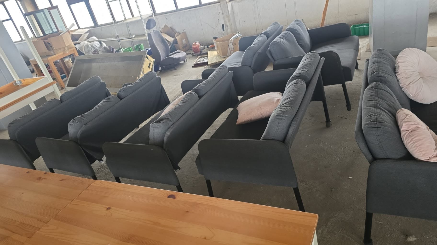 Canapele si fotolii pentru restaurante, cafenele si hoteluri | Mobilier HoReCa Second Hand