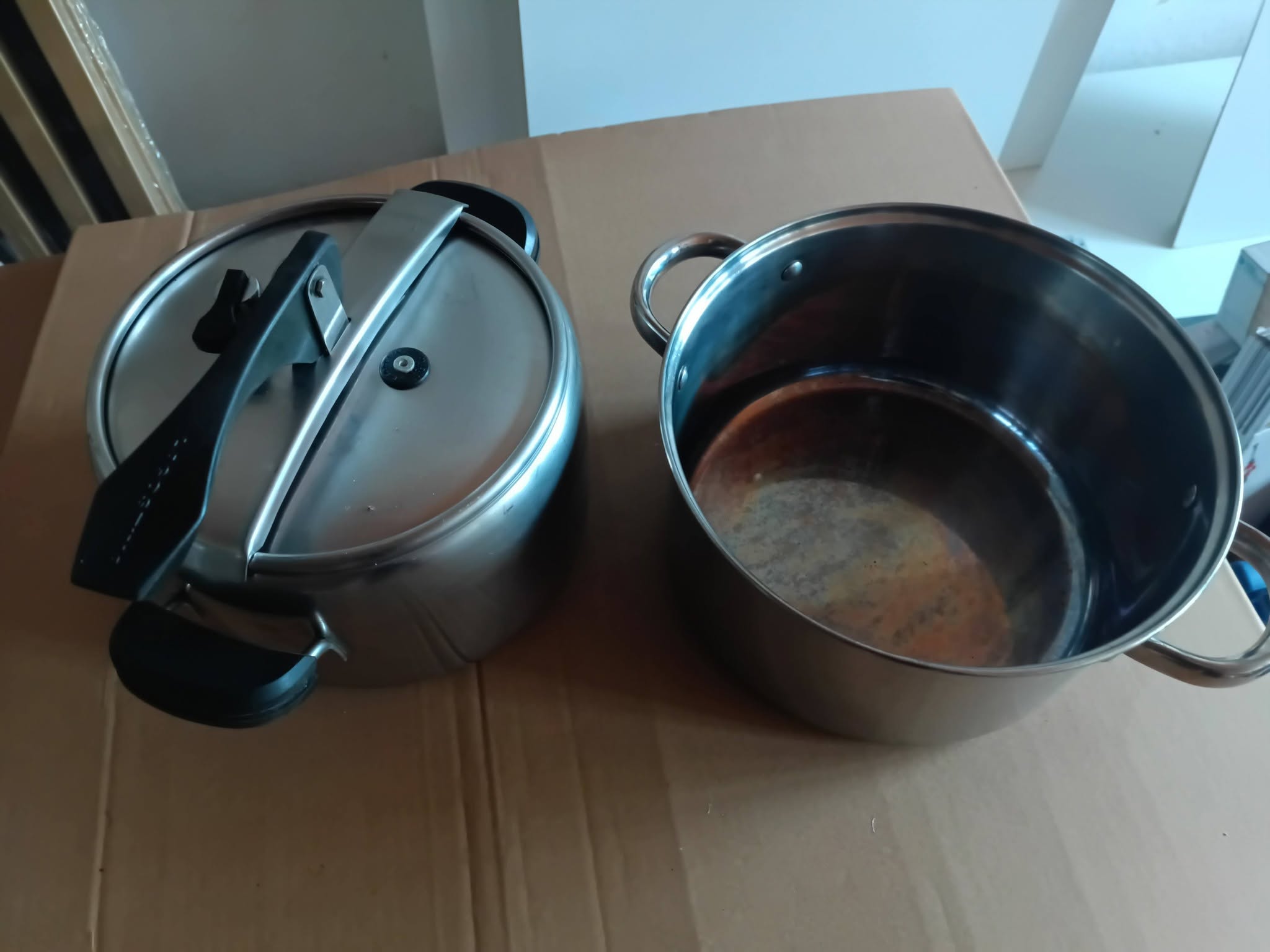 Oala sub presiune din inox pentru restaurante si bucatarii profesionale