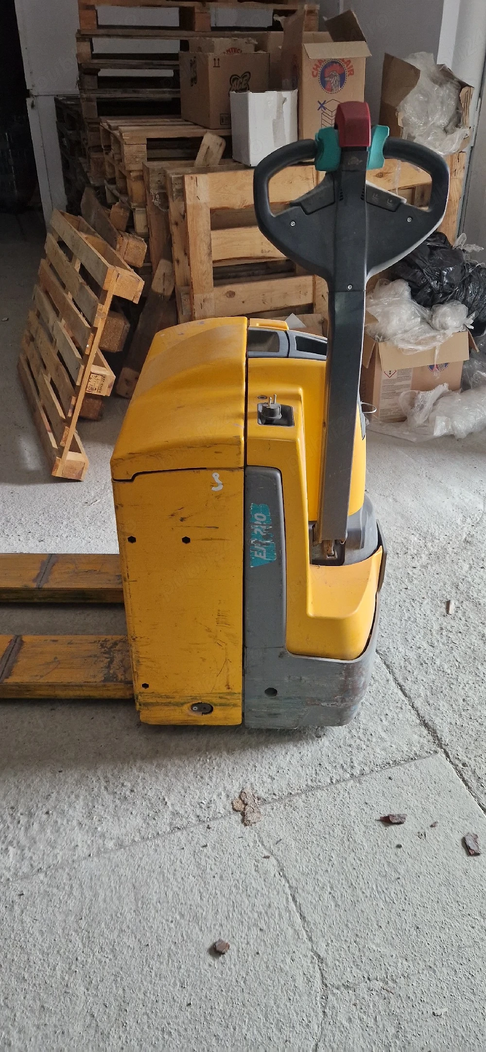 Transpaletă electrică pentru paleți – Echipament profesional pentru depozit și logistică - Imagine 2