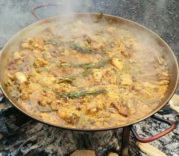 Tigaie Paella Profesională Garcima Pata Negra 70 cm – 25 Porții, Oțel Carbon Extra-Gros, Fabricată în Spania - Imagine 2