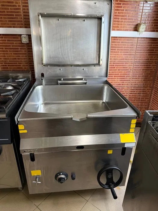 Basculanta profesionala TOP K pe gaz 80 litri, cuva inox, basculare manuala cu volant