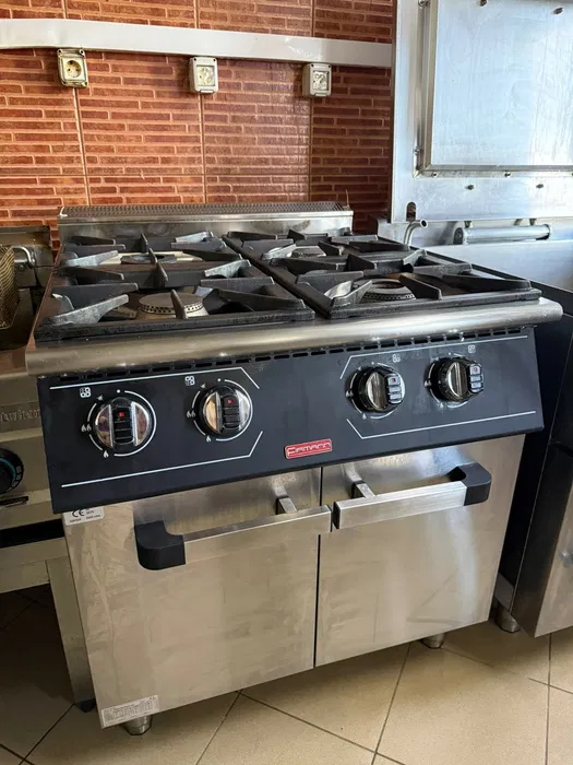 Aragaz profesional Firmann cu 4 arzatoare pe gaz si dulap inox pentru restaurante HoReCa - Imagine 2