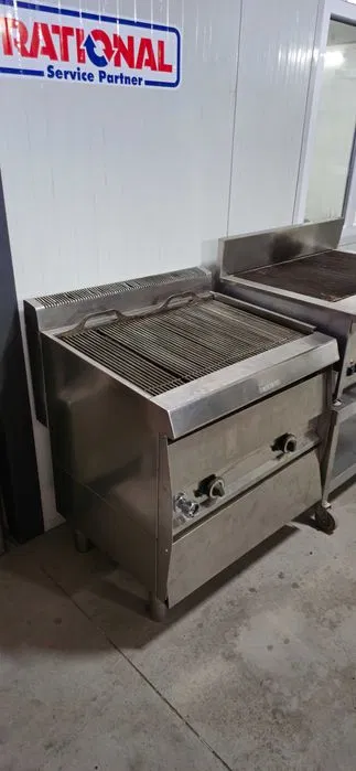 Gratar profesional pe gaz Aris Grillvapor, 6 arzatoare, grill horeca din inox pentru restaurante