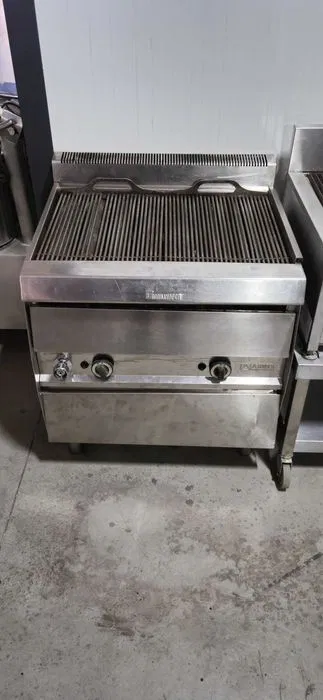 Gratar profesional pe gaz Aris Grillvapor, 6 arzatoare, grill horeca din inox pentru restaurante - Imagine 2