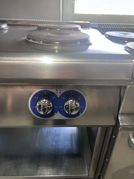 Plita electrica profesionala Bonnet cu 4 ochiuri, aragaz horeca 380V pentru restaurante - Imagine 3