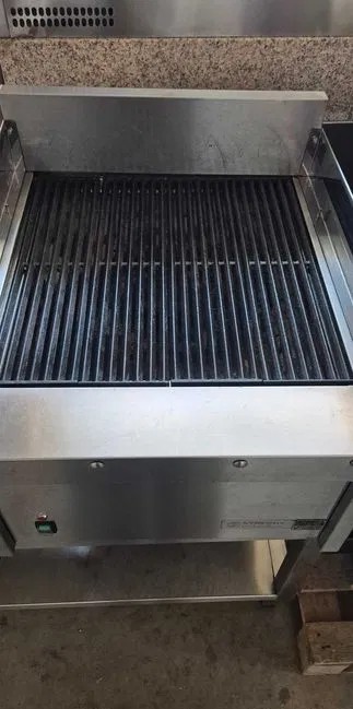 Grill profesional pe gaz cu roca vulcanica pentru restaurant fast food catering HoReCa - Imagine 4