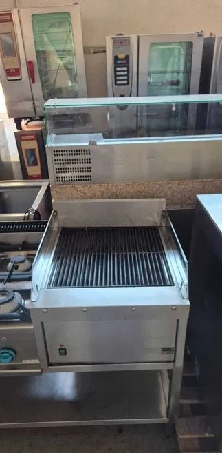 Grill profesional pe gaz cu roca vulcanica pentru restaurant fast food catering HoReCa - Imagine 5