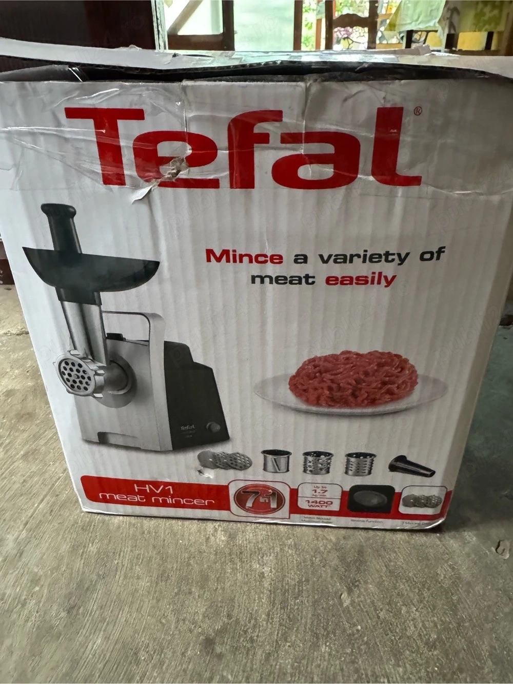 Masina de Tocat Carne Tefal HV1 7 in 1 1400W | Tocator Electric pentru Carne, Carnati si Legume - Imagine 2